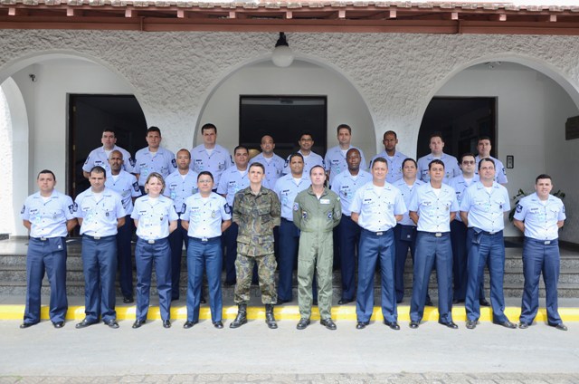 ILA capacita a primeira militar Inspetora de Manutenção Aeronáutica da FAB