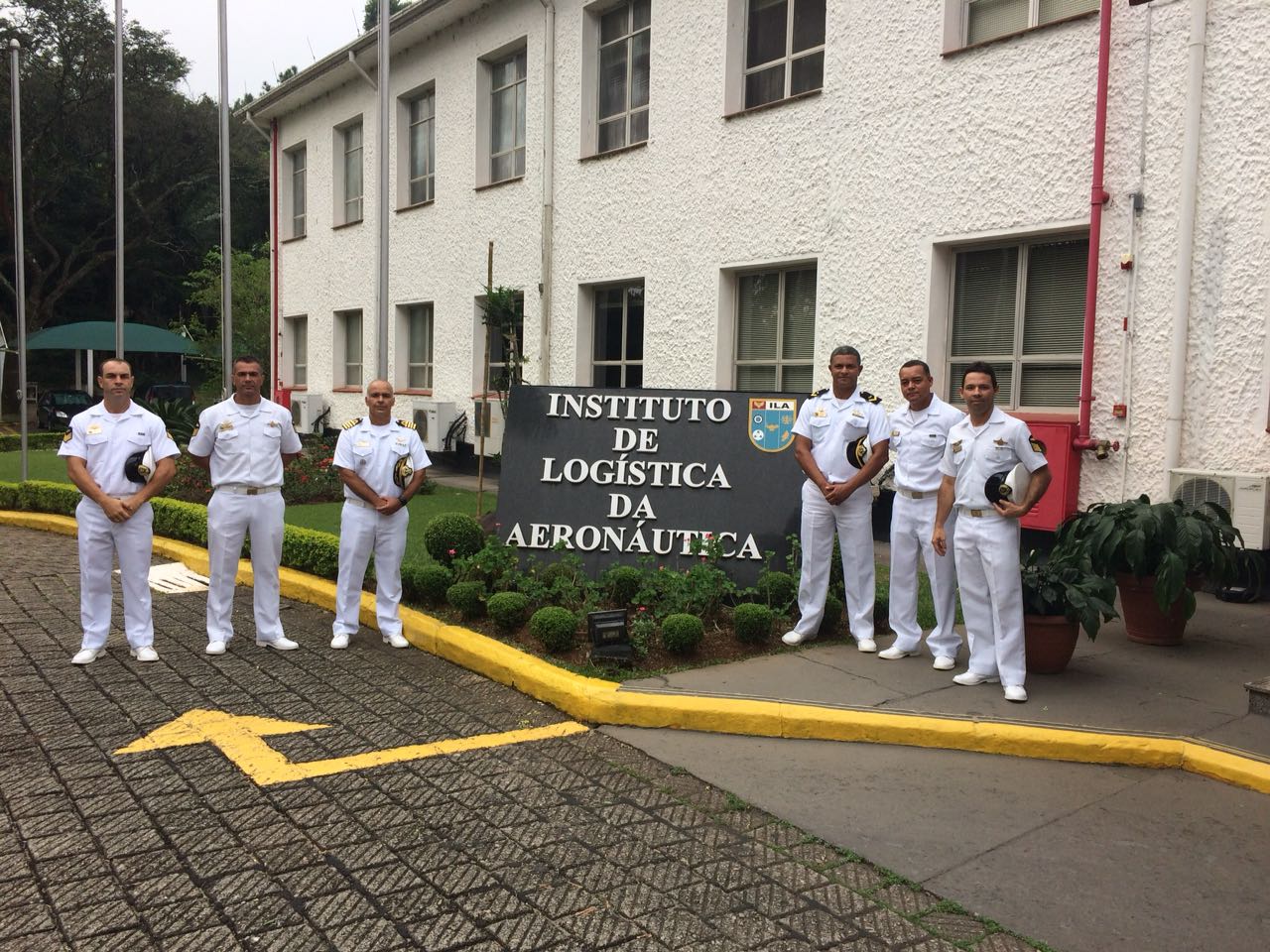 ILA recebe visita de militares do Centro de Instrução e Adestramento Aeronaval (Marinha)