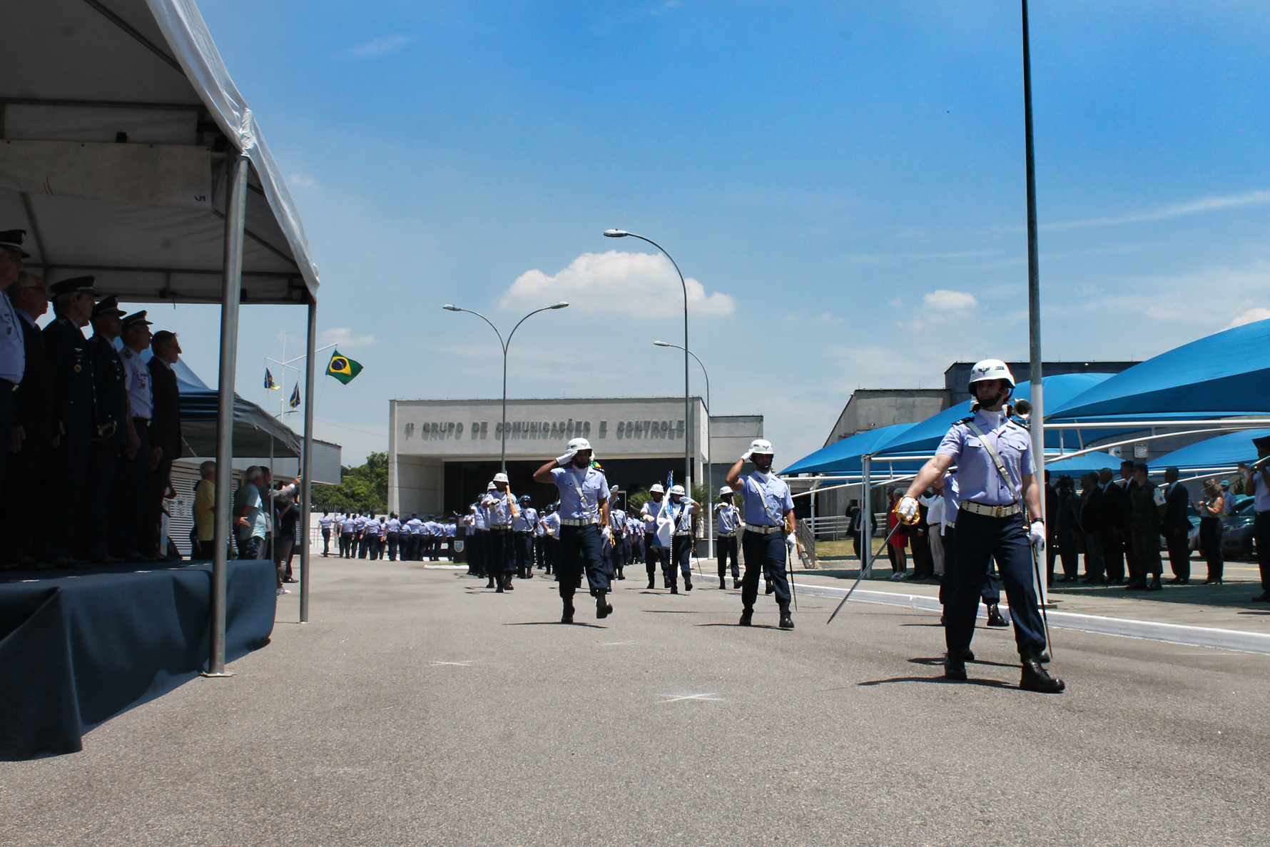 CMDO055