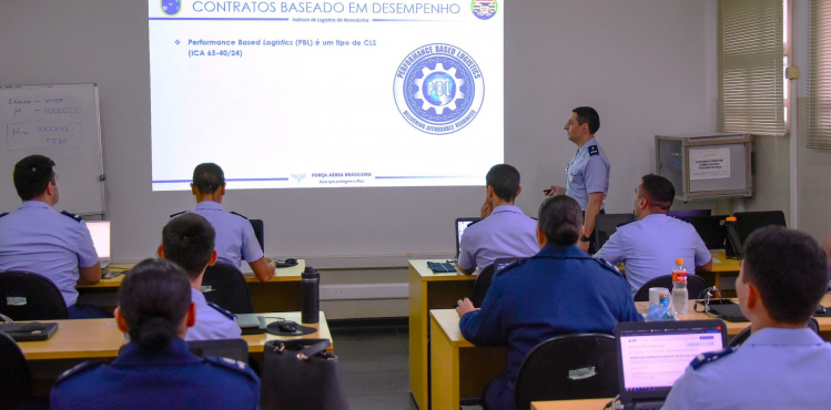 CESLOG CELEBRA 30 ANOS COM DISCIPLINAS INÉDITAS EM CONTRATAÇÕES E ANÁLISE DE DADOS CESLOG CELEBRA 30 ANOS COM DISCIPLINAS INÉDITAS EM CONTRATAÇÕES E ANÁLISE DE DADOS