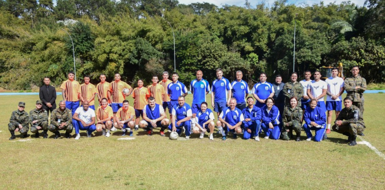 ILA reinaugura campo de futebol do complexo esportivo após reforma