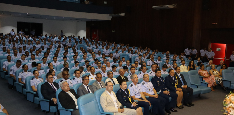 TRANSMISSÃO - UNIFA REALIZA TRANSMISSÃO DE FUNÇÃO DE GRADUADO-MASTER DA GUARNAE-AF