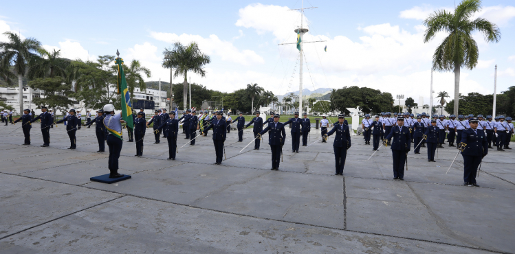 UNIFA realiza Cerimônia de promoção ao primeiro posto do oficialato na GUARNAE-AF UNIFA realiza Cerimônia de promoção ao primeiro posto do oficialato na GUARNAE-AF